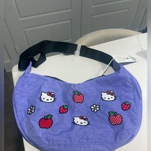 Hello Kitty Baggu medium Crescent Bag